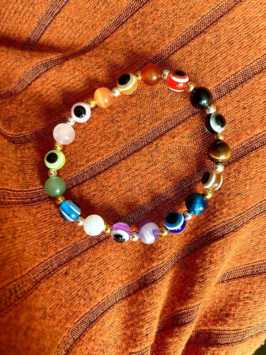 Evil eye bracelet: Rainbow